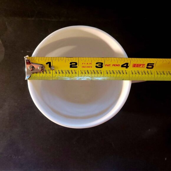 Starbucks 2004 LE Holiday Mug, An Embossed White Holly And Red Berry Design - Picture 7 of 7